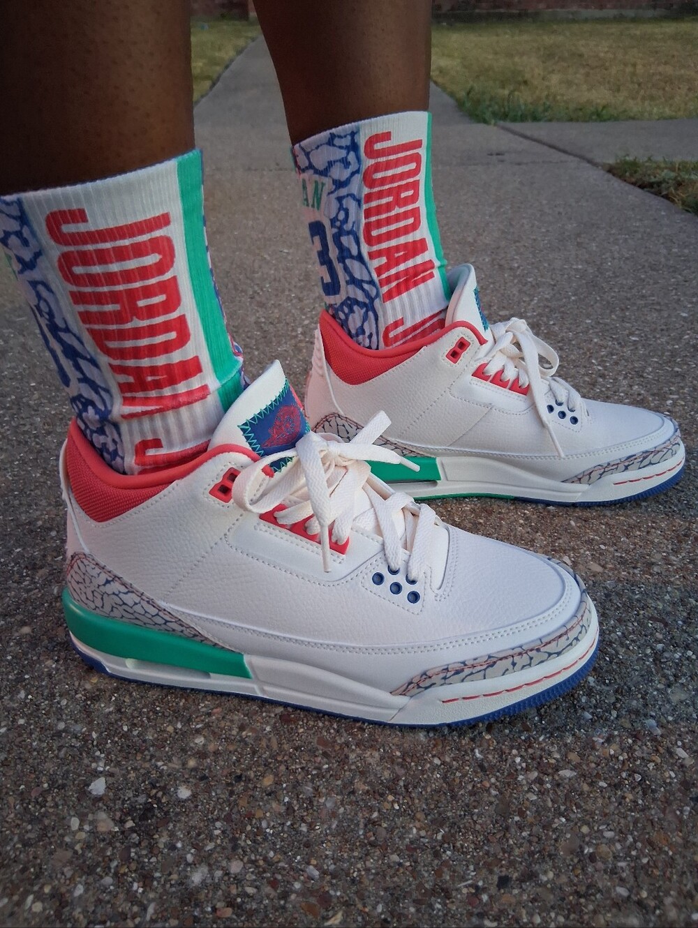 Jordan 3 Chalk Socks To Match